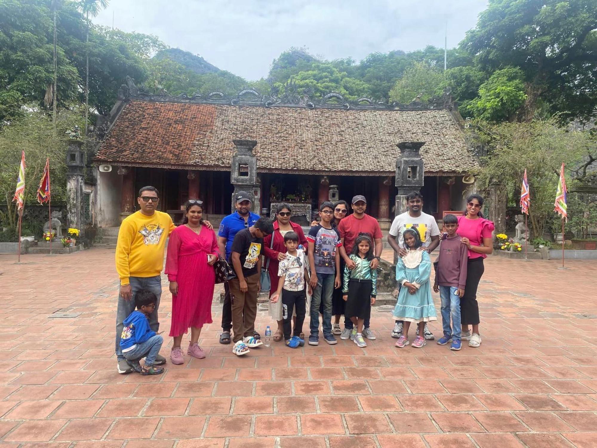 Truong Son Luxury Homestay Ниньбинь Экстерьер фото